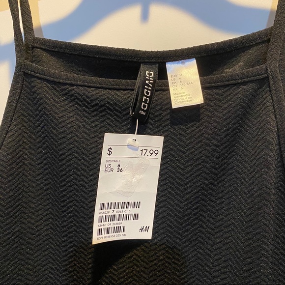 NWT Black halter cocktail dress - Picture 3 of 3